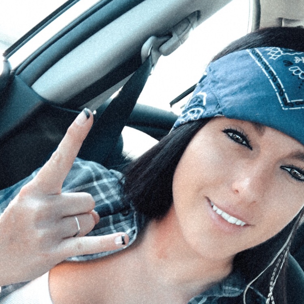 Meet your Posher, Bobbie